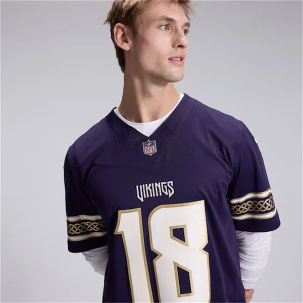 On-Field Inspired Look On-Field Inspired Look